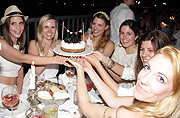 Diner en Blanc auf dem Wehrsteg - Praterinsel am 19.07.2016  (©Foto: Marikka-Laila Maisel)